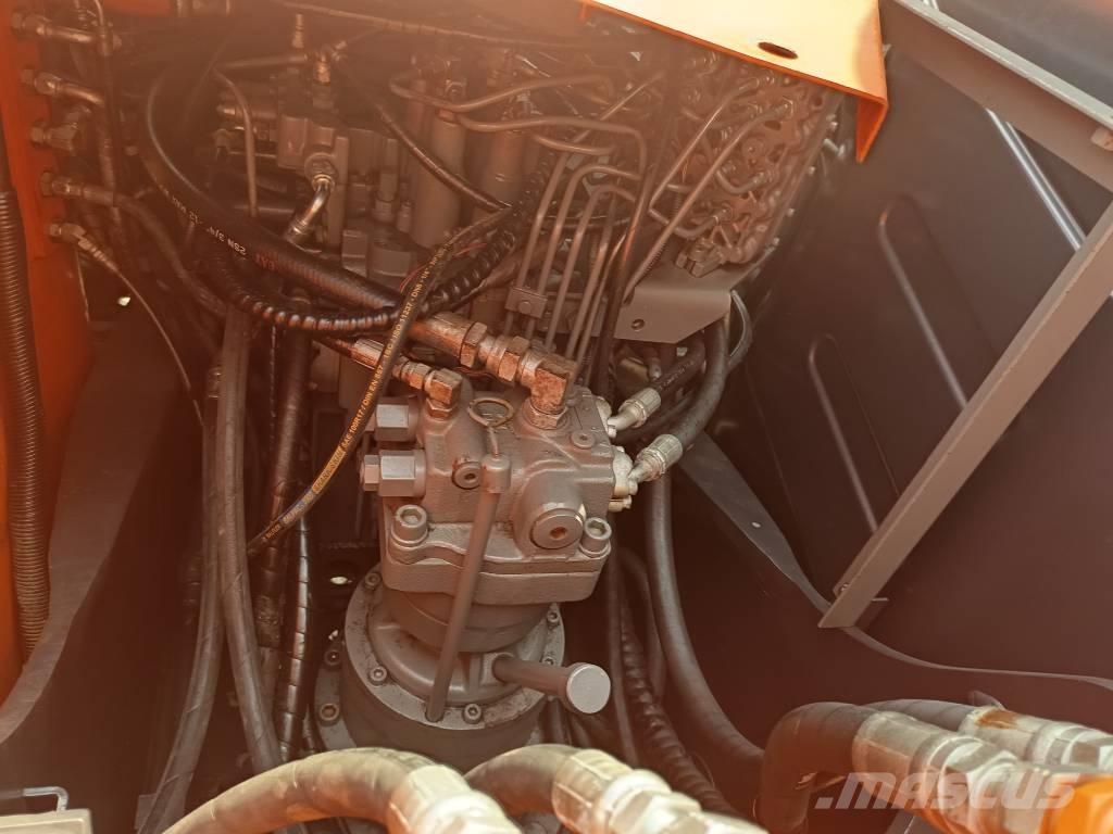 Hitachi ZX 120 Telakaivukoneet