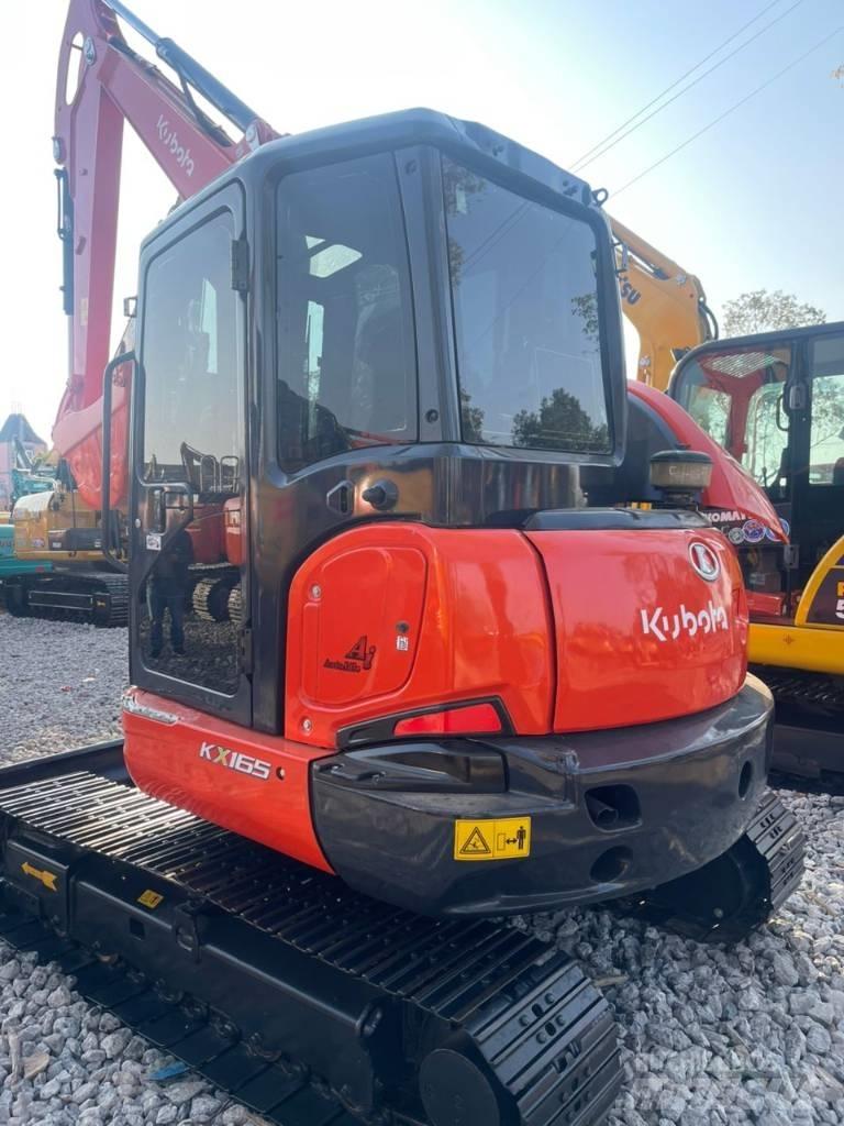 Kubota 165 Telakaivukoneet