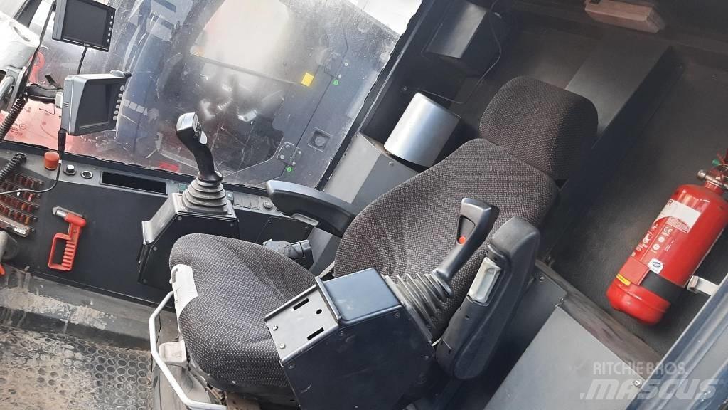 Ahwi PRINOTH RT400 Metsä murskaimet