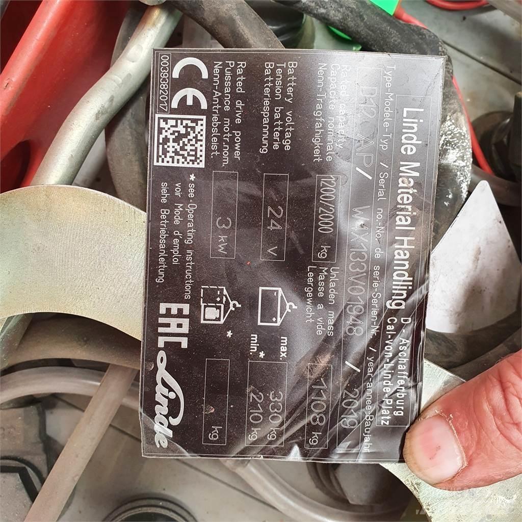 Linde D12AP Käyden ajettavat pinoamistrukit