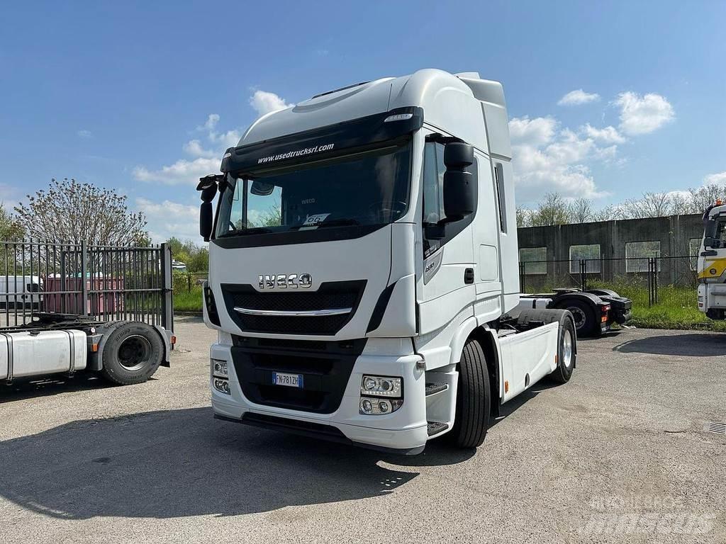 Iveco AS440E48 Vetopöytäautot