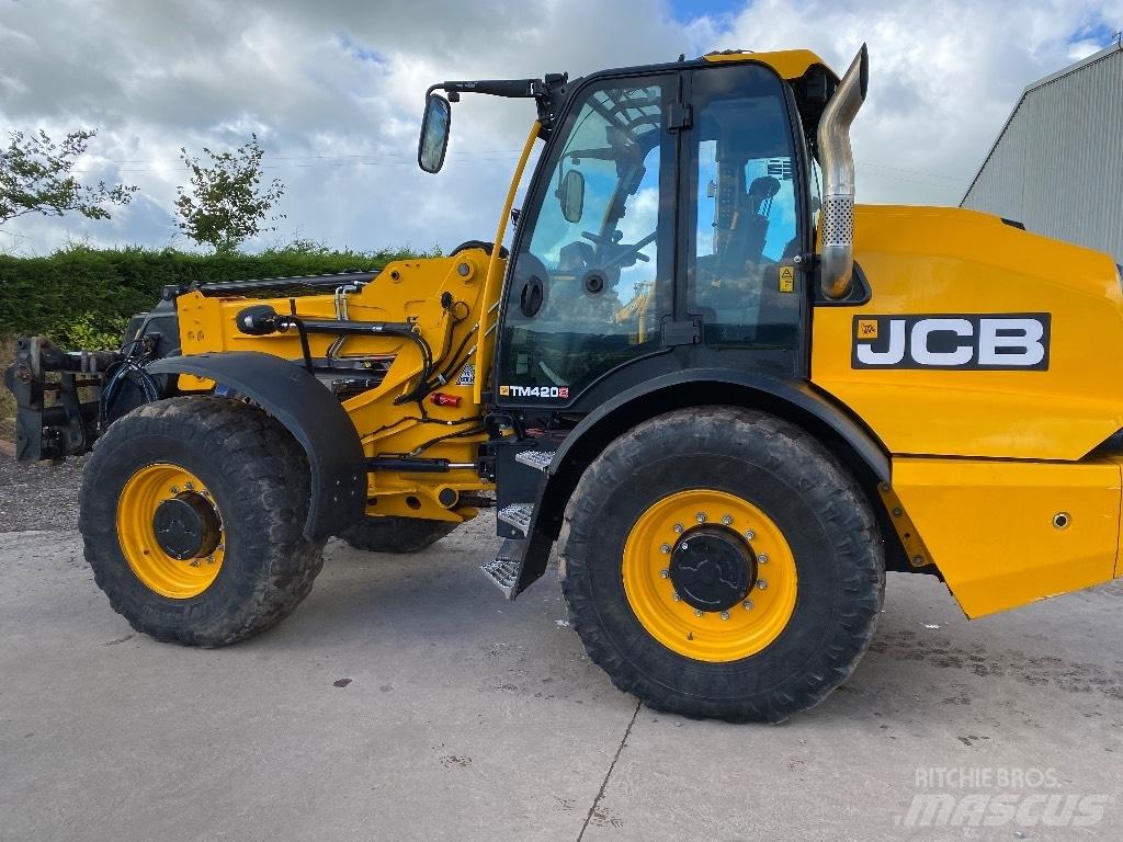 JCB Tm420s Maatalouskurottajat
