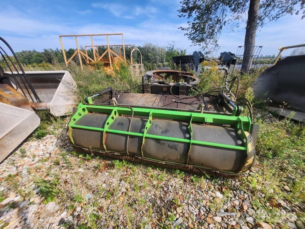 PMC SWB2500 Lakaisukoneet