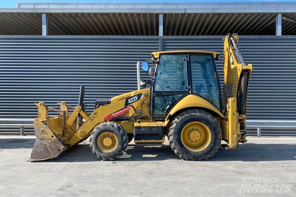 CAT 422 F TURBO Kaivurikuormaajat
