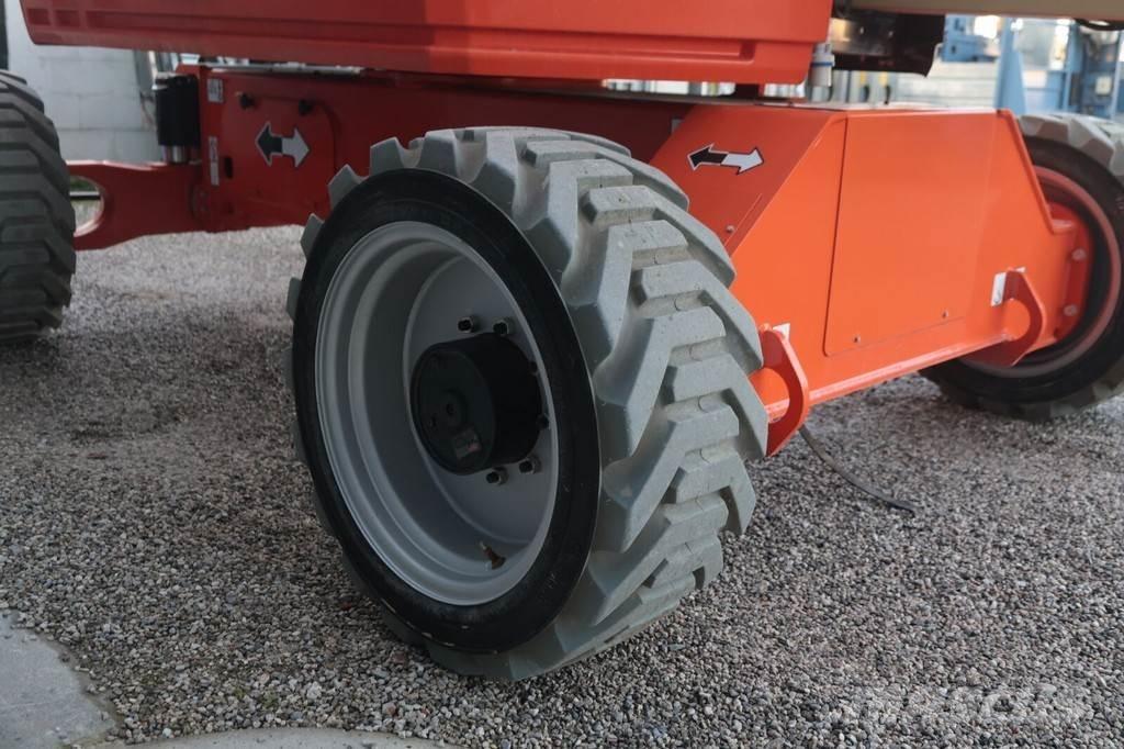 JLG EC520AJ Kuukulkijat