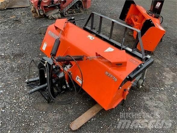 Kubota B2650 Traktorit