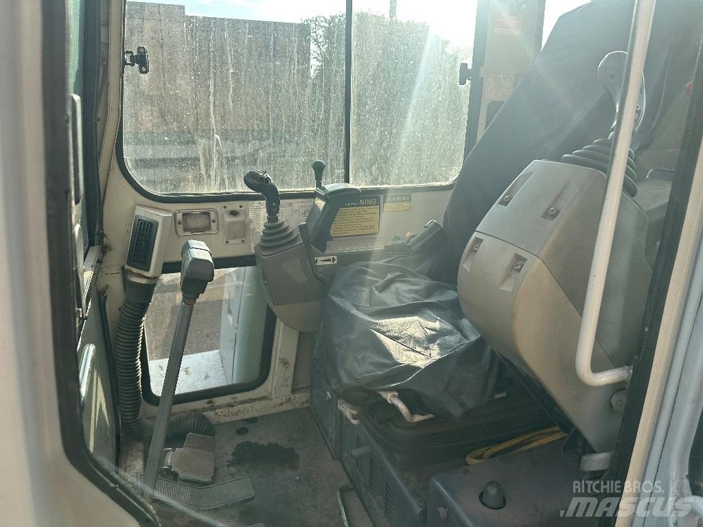 Takeuchi TB 125 Minikaivukoneet < 7t