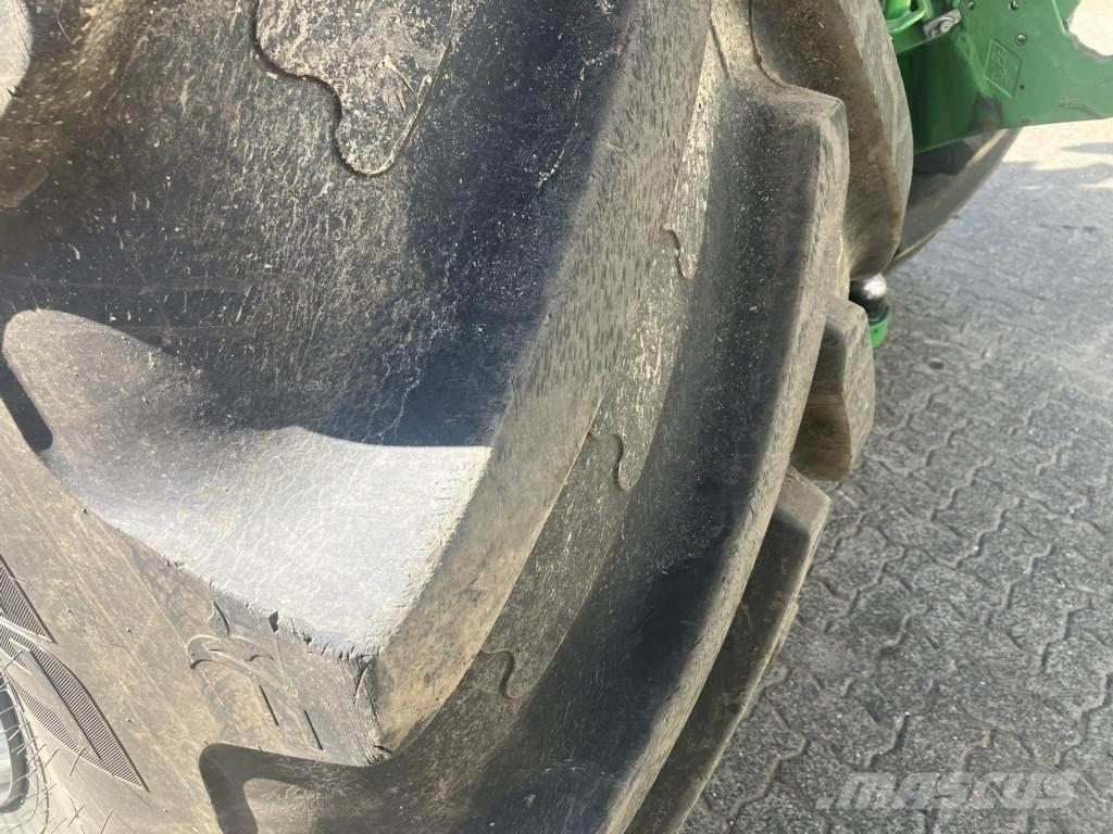 John Deere 6R250 Traktorit
