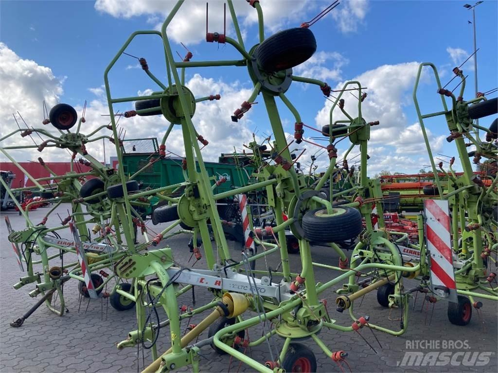 CLAAS Volto 670 Pöyhimet ja haravat