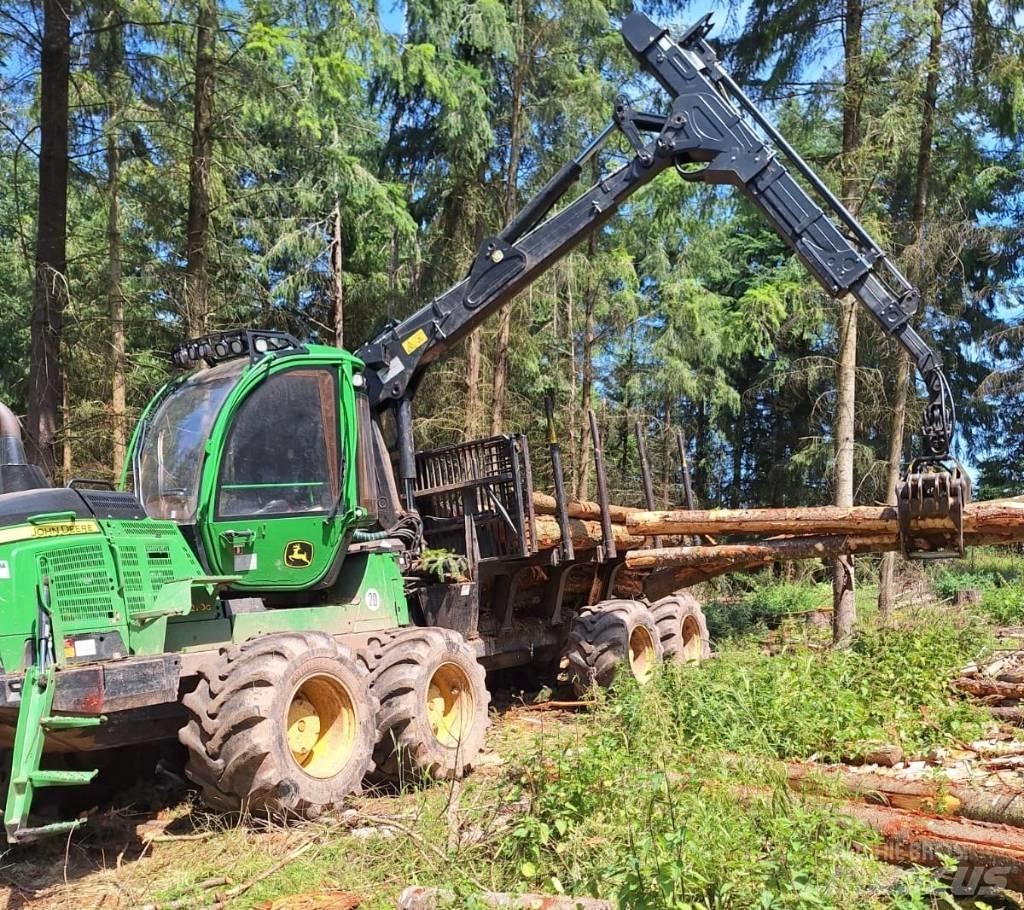John Deere 1210 G Kuormatraktorit