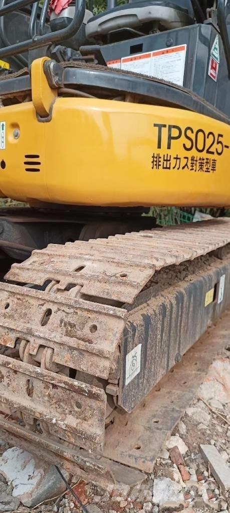 Komatsu PC35 Minikaivukoneet < 7t