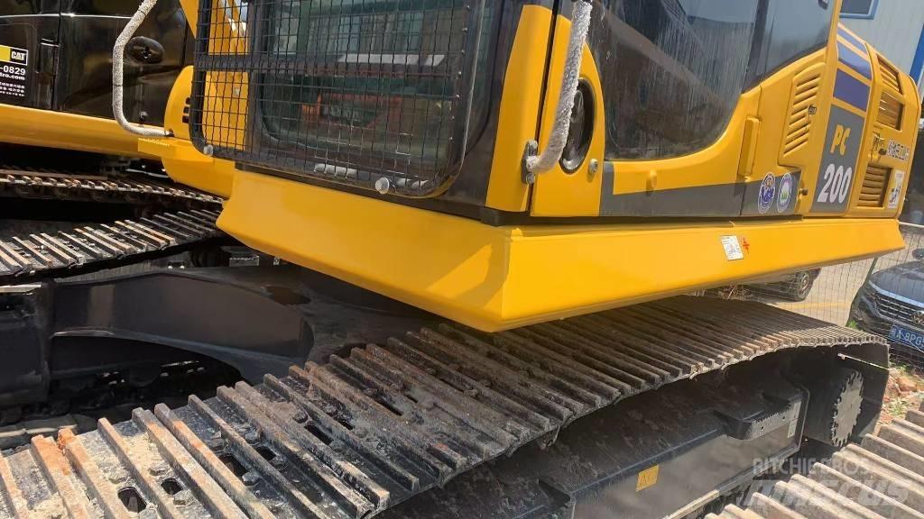 Komatsu PC 200 Telakaivukoneet
