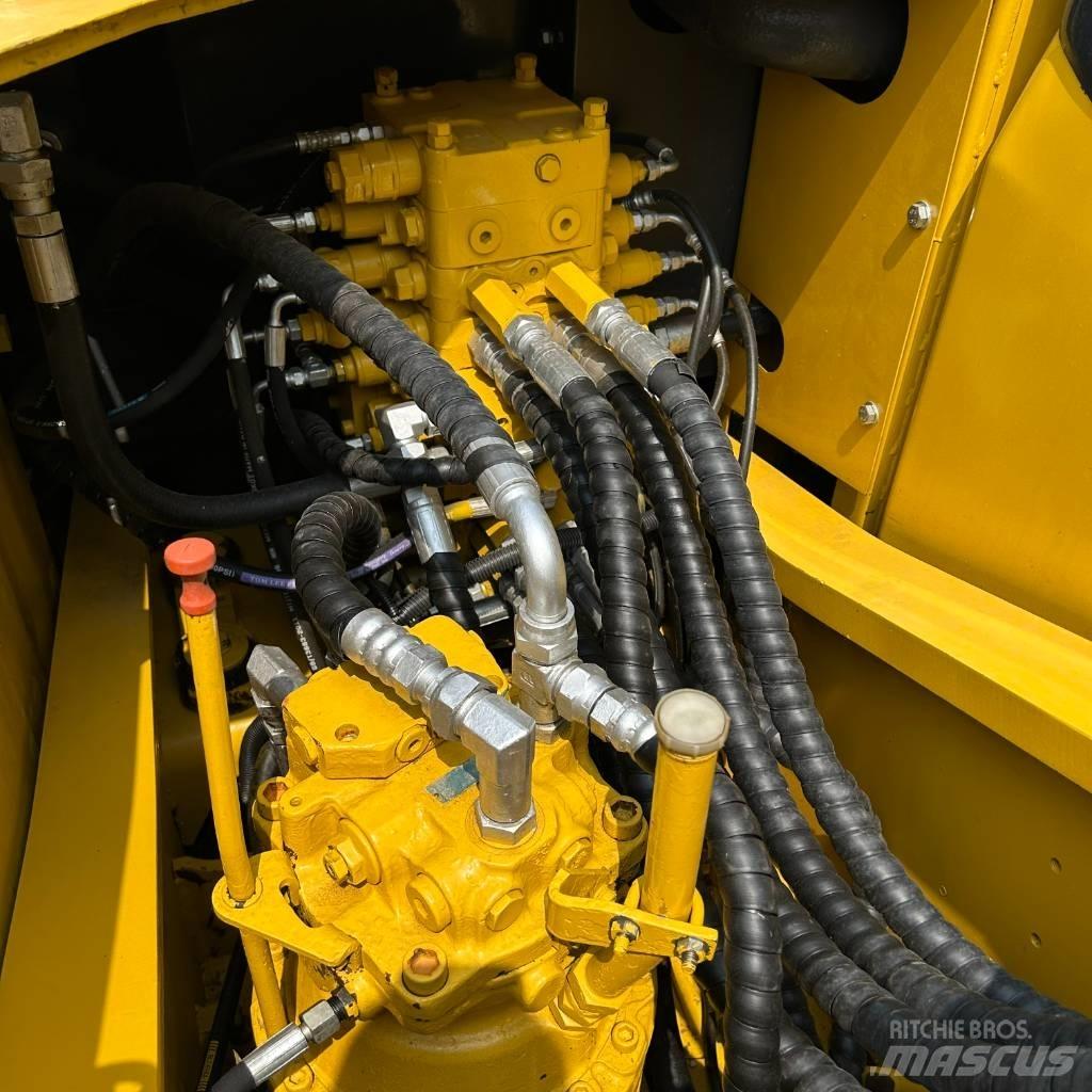 Komatsu 160 Telakaivukoneet