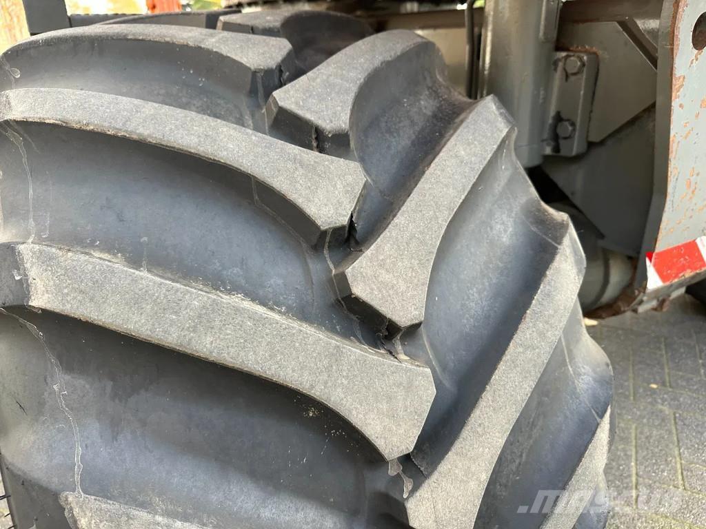 JCB JS145W Pyöräkaivukoneet