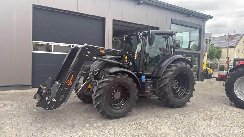 Valtra N175 Traktorit