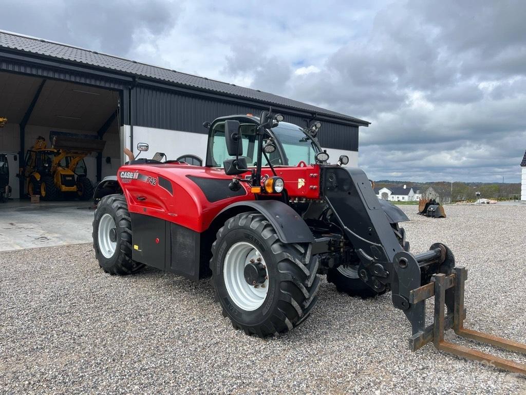 Case IH Farmlift 742 Kurottajat