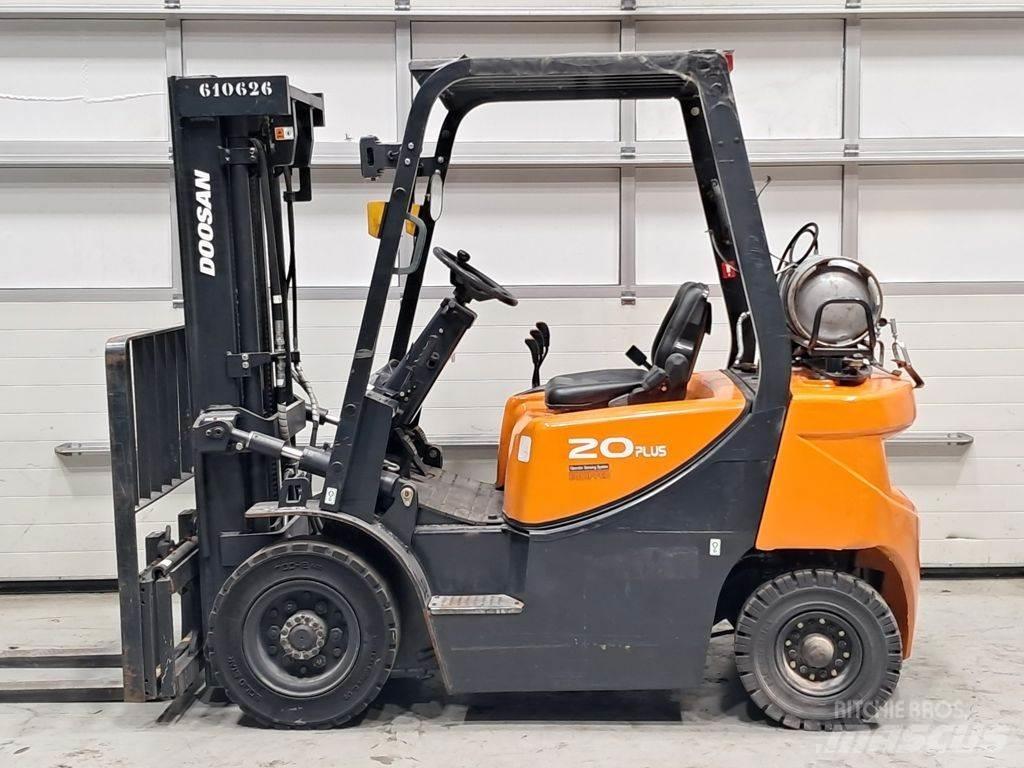 Doosan G20GP Nestekaasutrukit