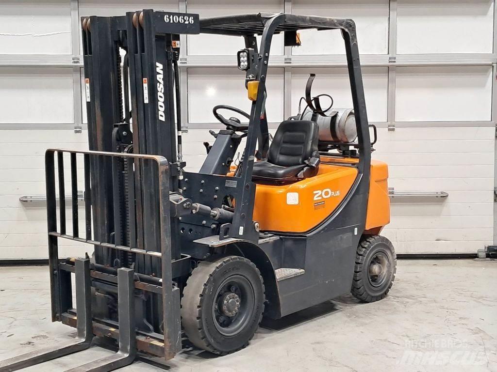 Doosan G20GP Nestekaasutrukit