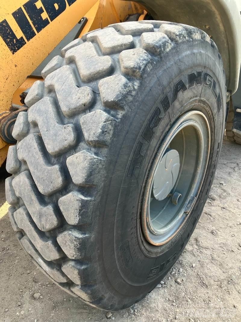 Liebherr L538 Pyöräkuormaajat