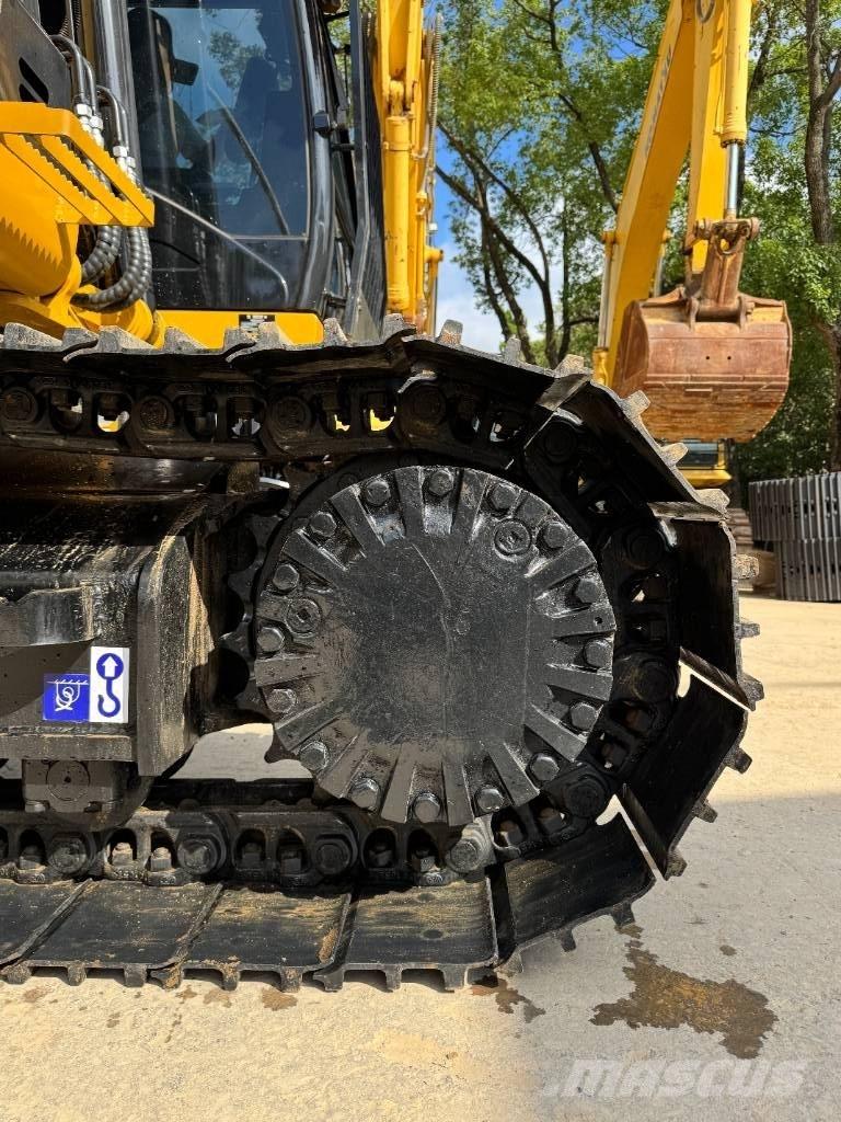 CAT 320D Telakaivukoneet