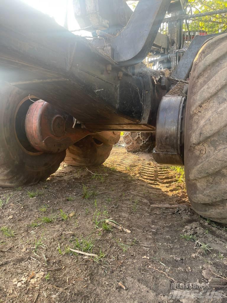 Valmet 890,2 Kuormatraktorit