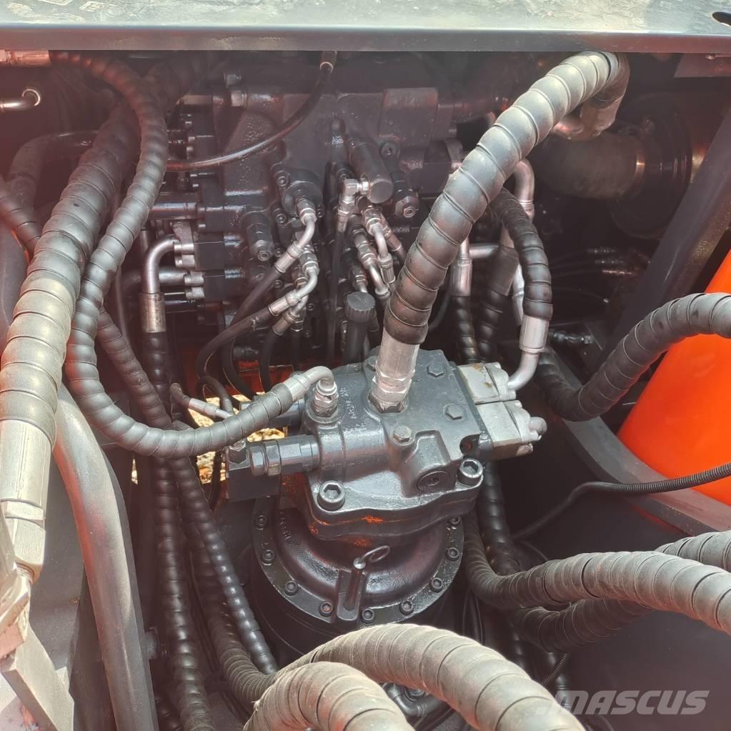 Doosan DX225LC-9C Telakaivukoneet