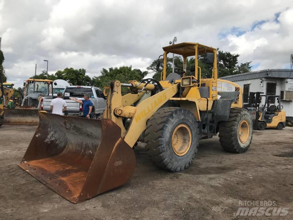 Komatsu WA320-5 Pyöräkuormaajat