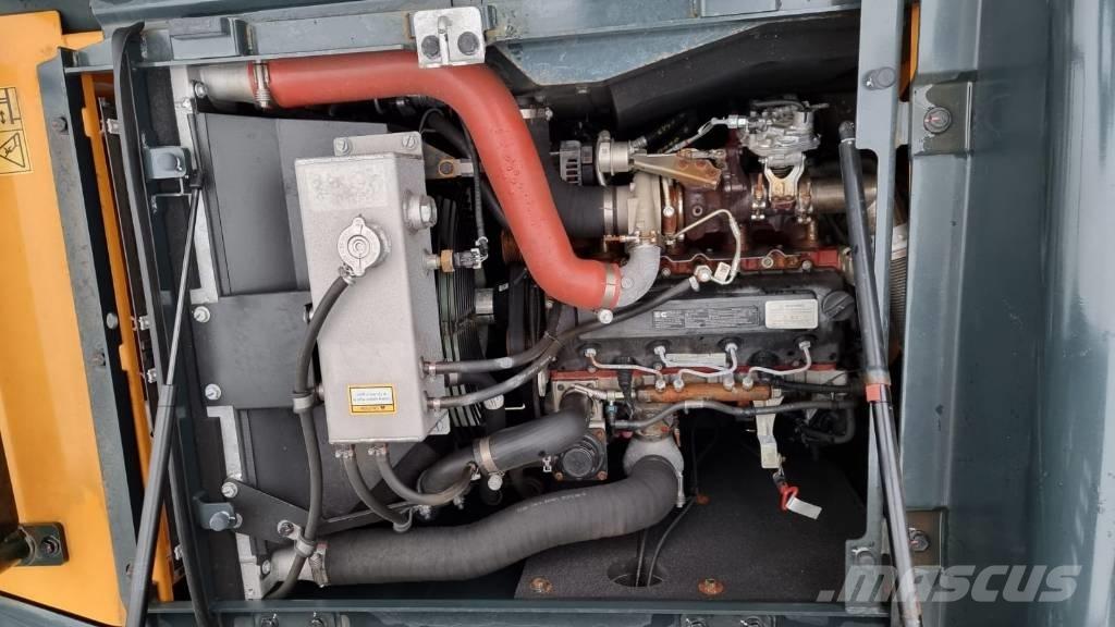 Hyundai HX 140 AL Telakaivukoneet