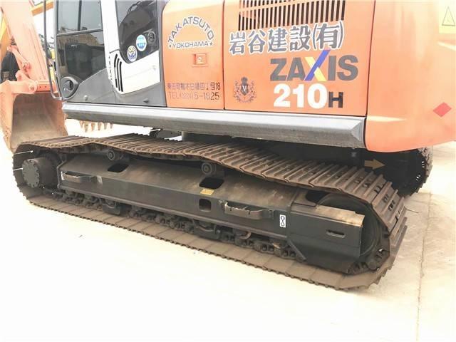 Hitachi zx210 Telakaivukoneet