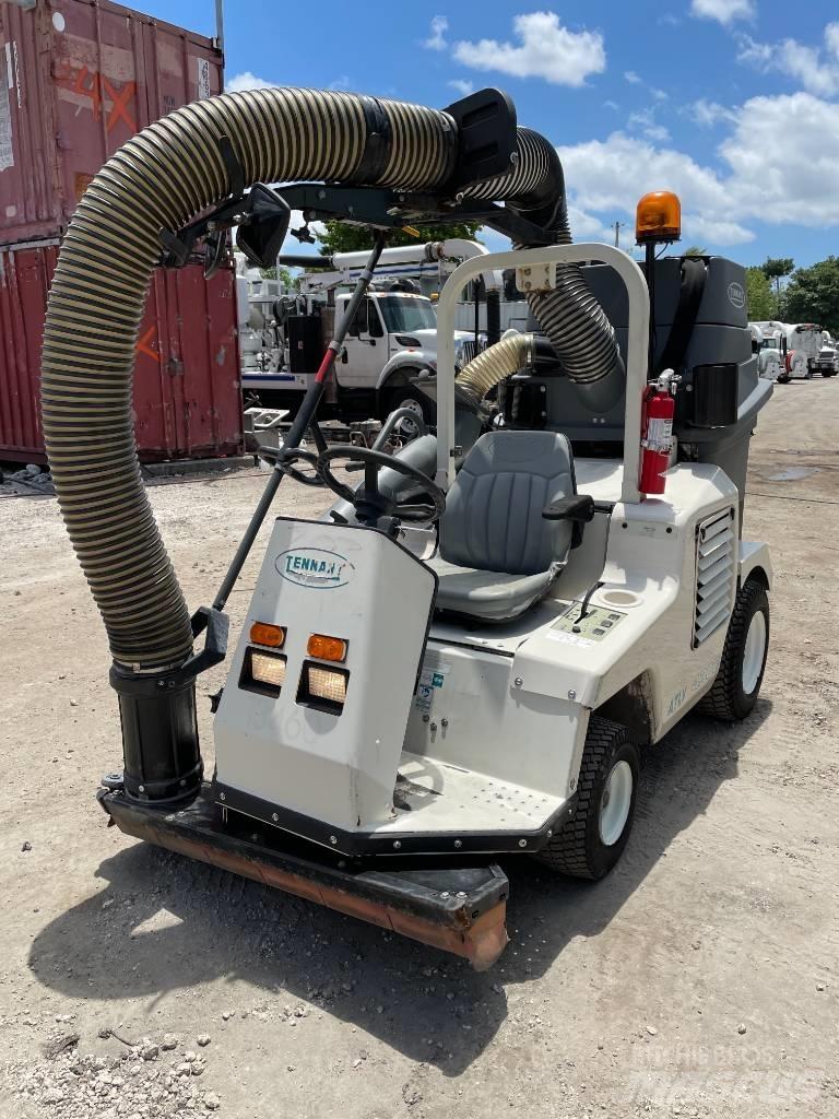 Tennant ATLV4300 Lakaisukoneet