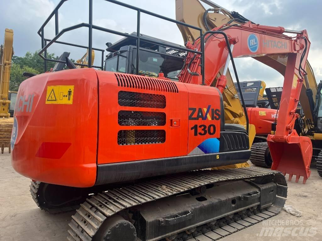 Hitachi ZX 130 Telakaivukoneet