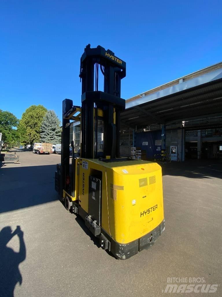 Hyster C1.0 Kapeakäytävätrukit