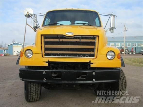 Sterling L7500 Kuorma-autoalustat