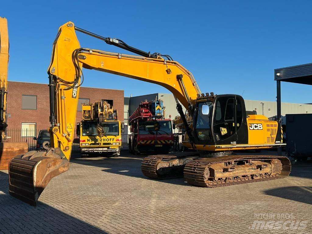 JCB JS 220 LC Telakaivukoneet