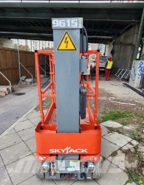 SkyJack SJ 12 Saksilavat