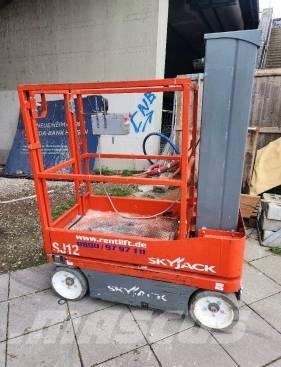 SkyJack SJ 12 Saksilavat