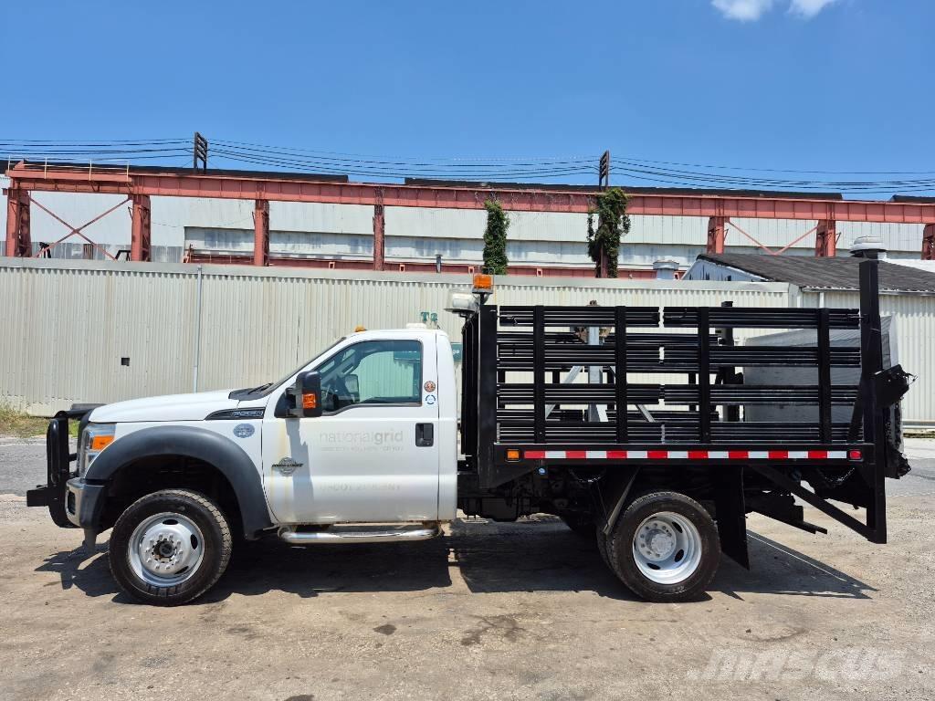 Ford F 550 Lava-autot