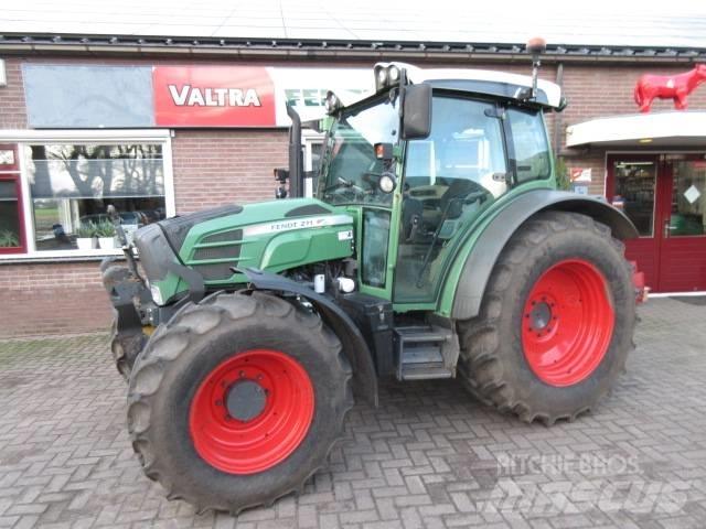 Fendt 211 Vario Traktorit