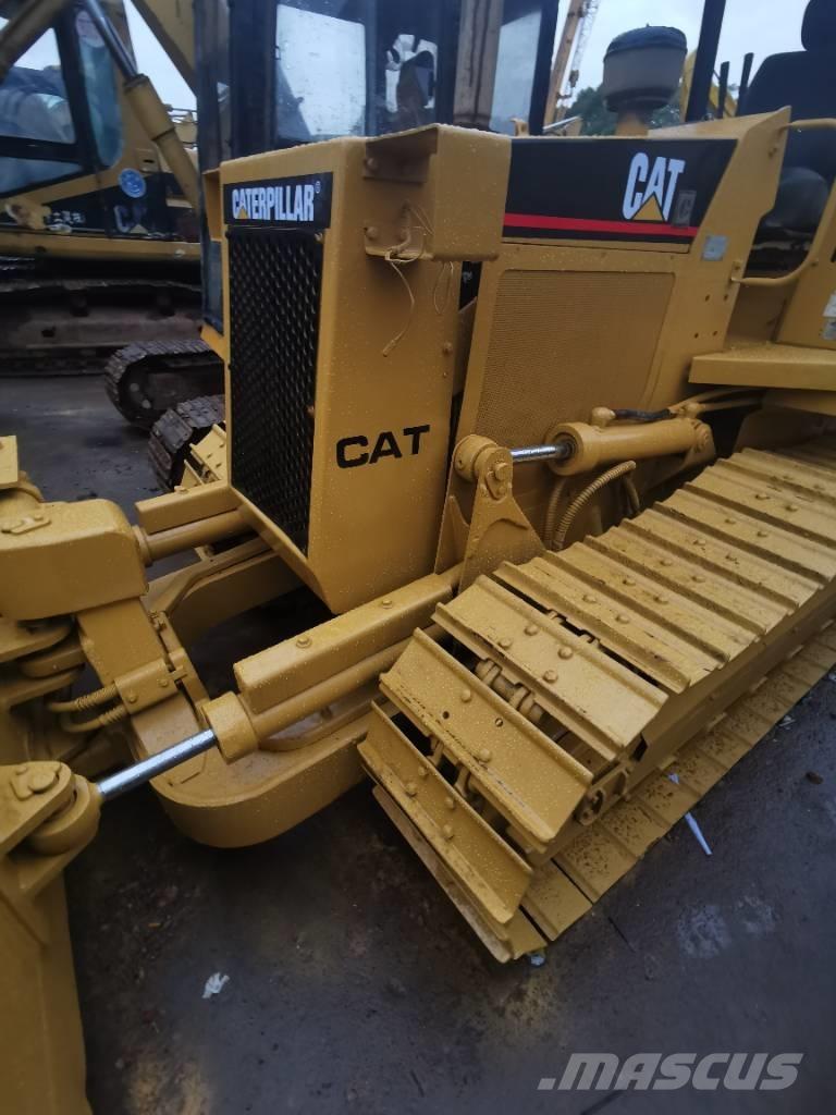 CAT D3C Telaketjupuskutraktorit