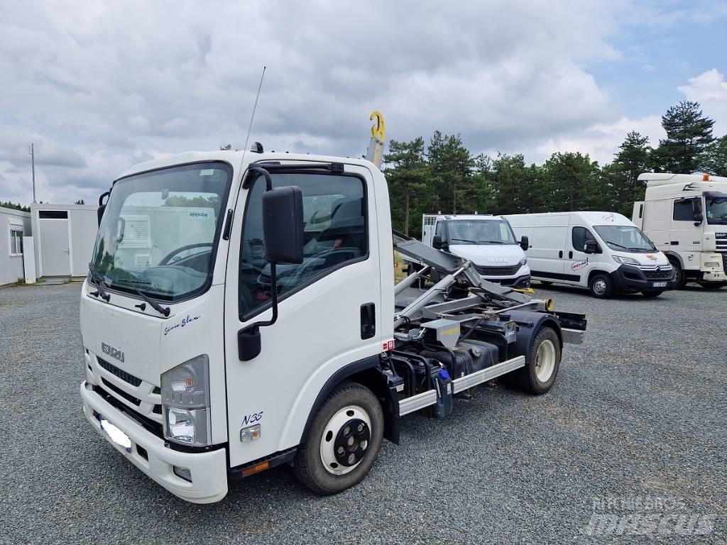 Isuzu N-Series Pakettiautot