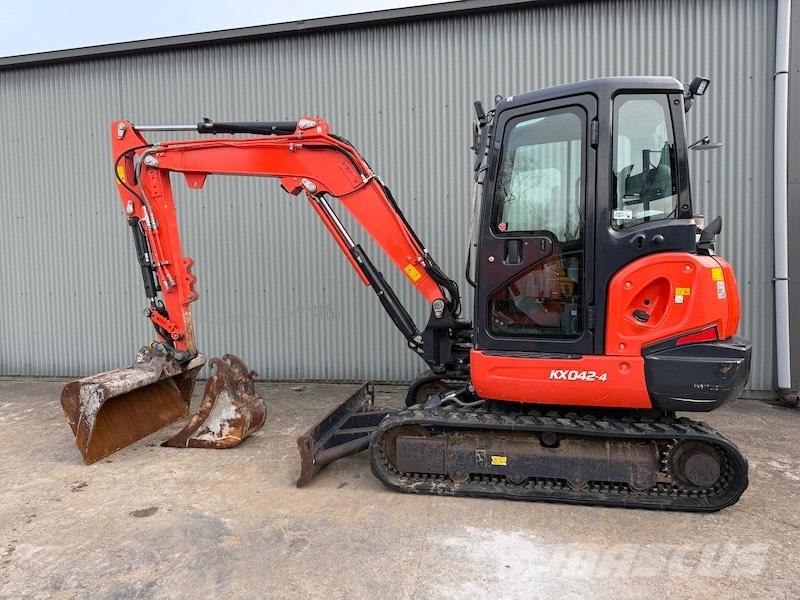 Kubota KX 042-4 Minikaivukoneet < 7t