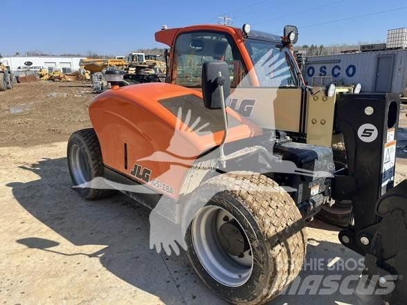 JLG G5-18A Kurottajat