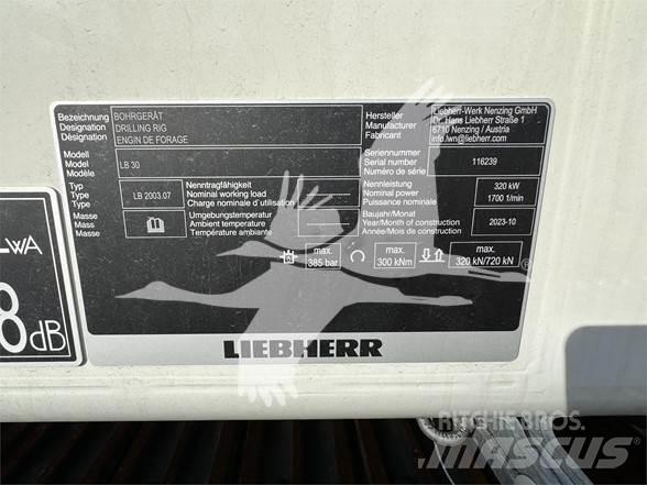 Liebherr LB30 Avolouhintaporauslaitteet