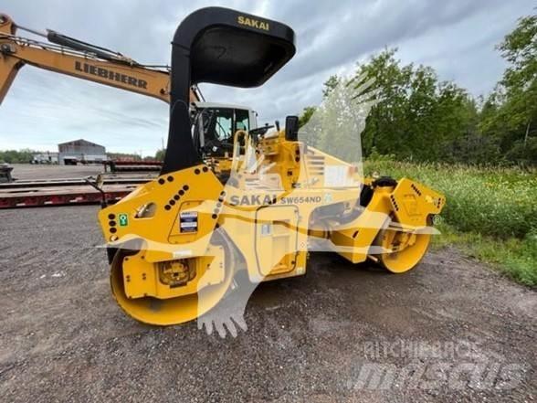 Sakai SW654ND Yksivalssijyrät