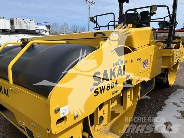 Sakai SW884 Yksivalssijyrät