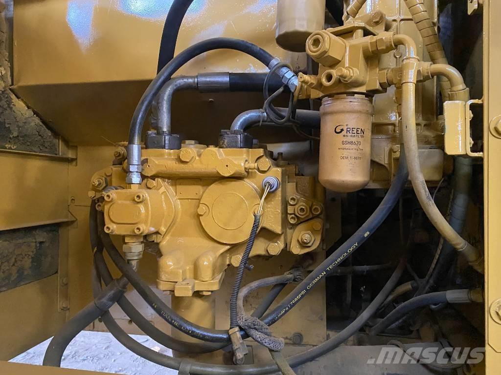 CAT 320 C Telakaivukoneet