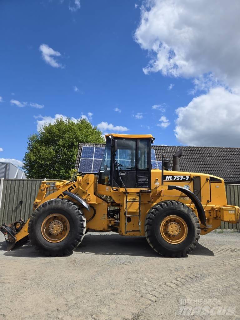 Hyundai HL 757-7 Pyöräkuormaajat