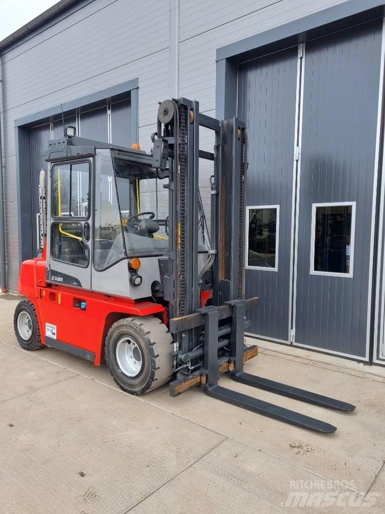Kalmar DCE 55-6 Dieseltrukit