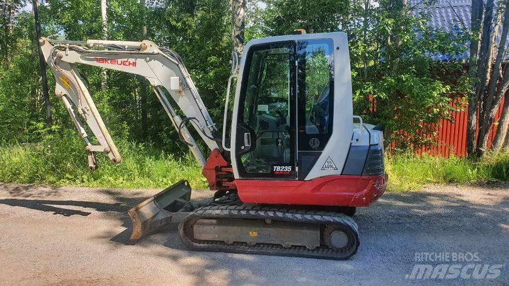 Takeuchi TB235 Minikaivukoneet < 7t