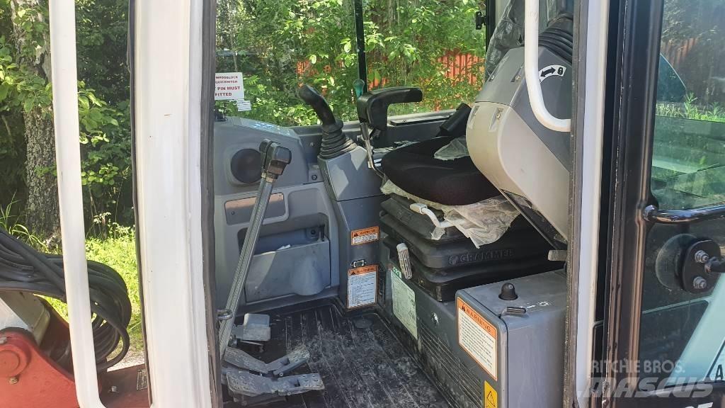 Takeuchi TB235 Minikaivukoneet < 7t